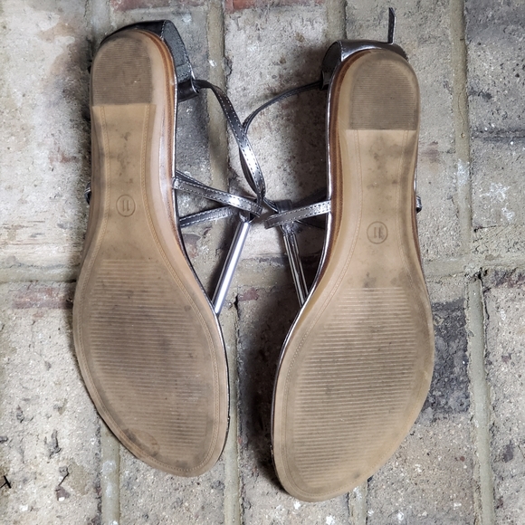 Metallic Thong Sandals - Picture 2 of 3